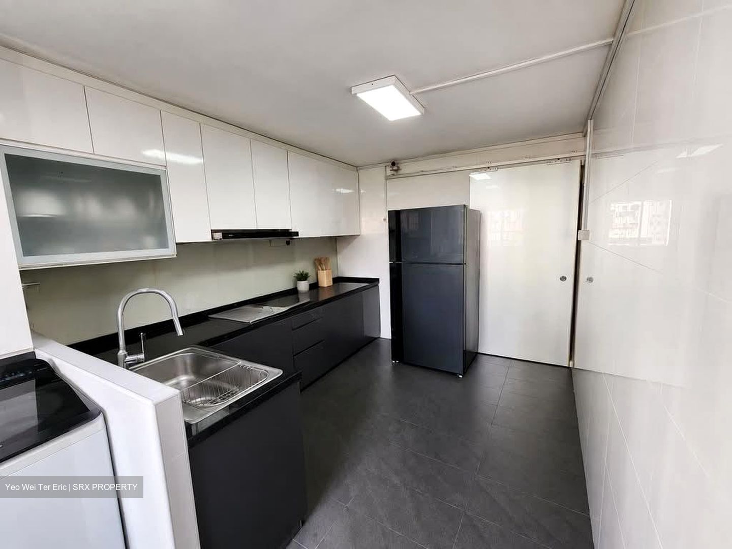 Blk 241 Jurong East Street 24 (Jurong East), HDB 3 Rooms #600935211